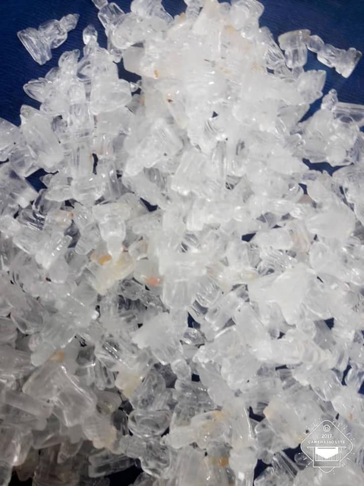 พระพุทธรูป ขนาดหน้าตัก1นิ้ว แกะสลักจาก แก้วโป่งข่าม ของแท้ (ขายปลีก ขายส่ง)