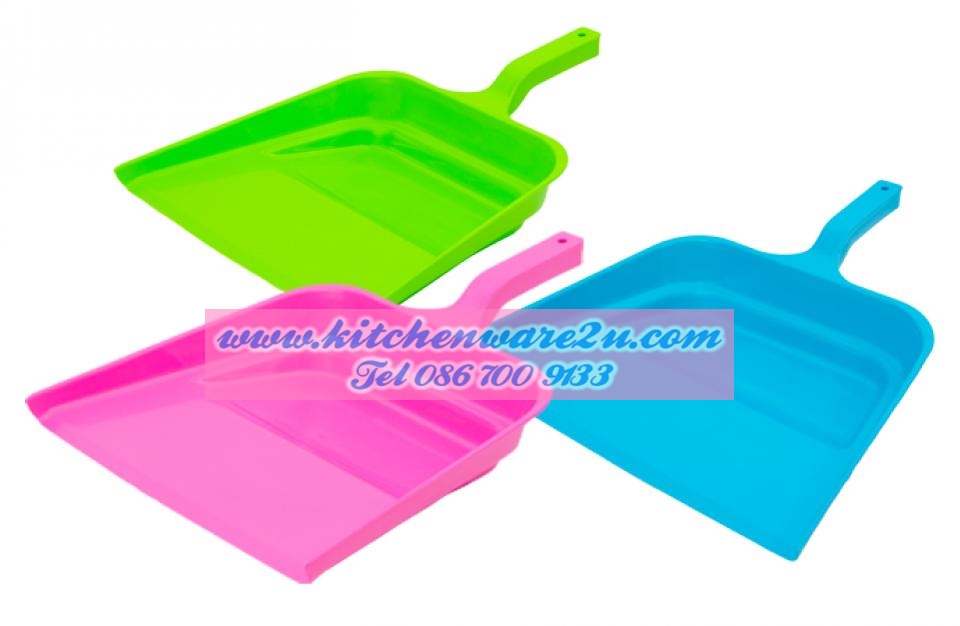 P09212 ที่โกยผงเล็กด้ามสั้น (25.5 x 31 x 8.5 cm) เกรดเอ (ราคาส่งต่อ 12 โหล: 144 อัน::เฉลี่ย 9 บ/อัน)