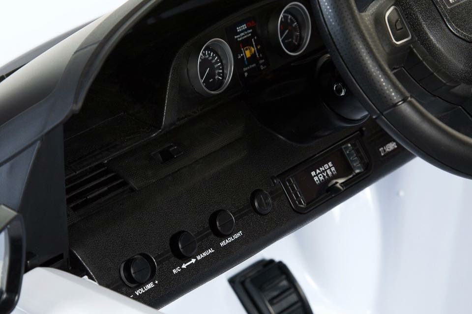 รถแบตเตอรี่พร้อมรีโมทบังคับวิทยุภายใต้ลิขสิทธิ์แท้ของรถยนต์ Land Rover - Range Rover Evoque 12V Battery-Powered Ride-On SUV