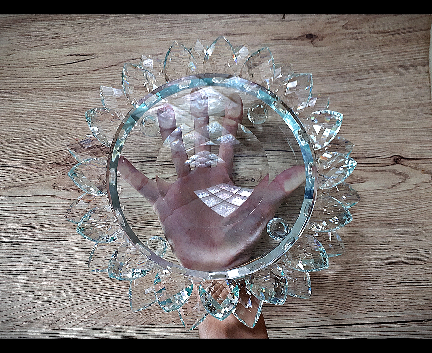 ฐานวางลูกแล้ว ขาตั้งที่วางลูกแก้ว ฐานคริสตัลกลีบดอกบัว2ชั้น คละสีต่างๆ หลากสี หลายขนาด (ขายปลีก ขายส่ง)