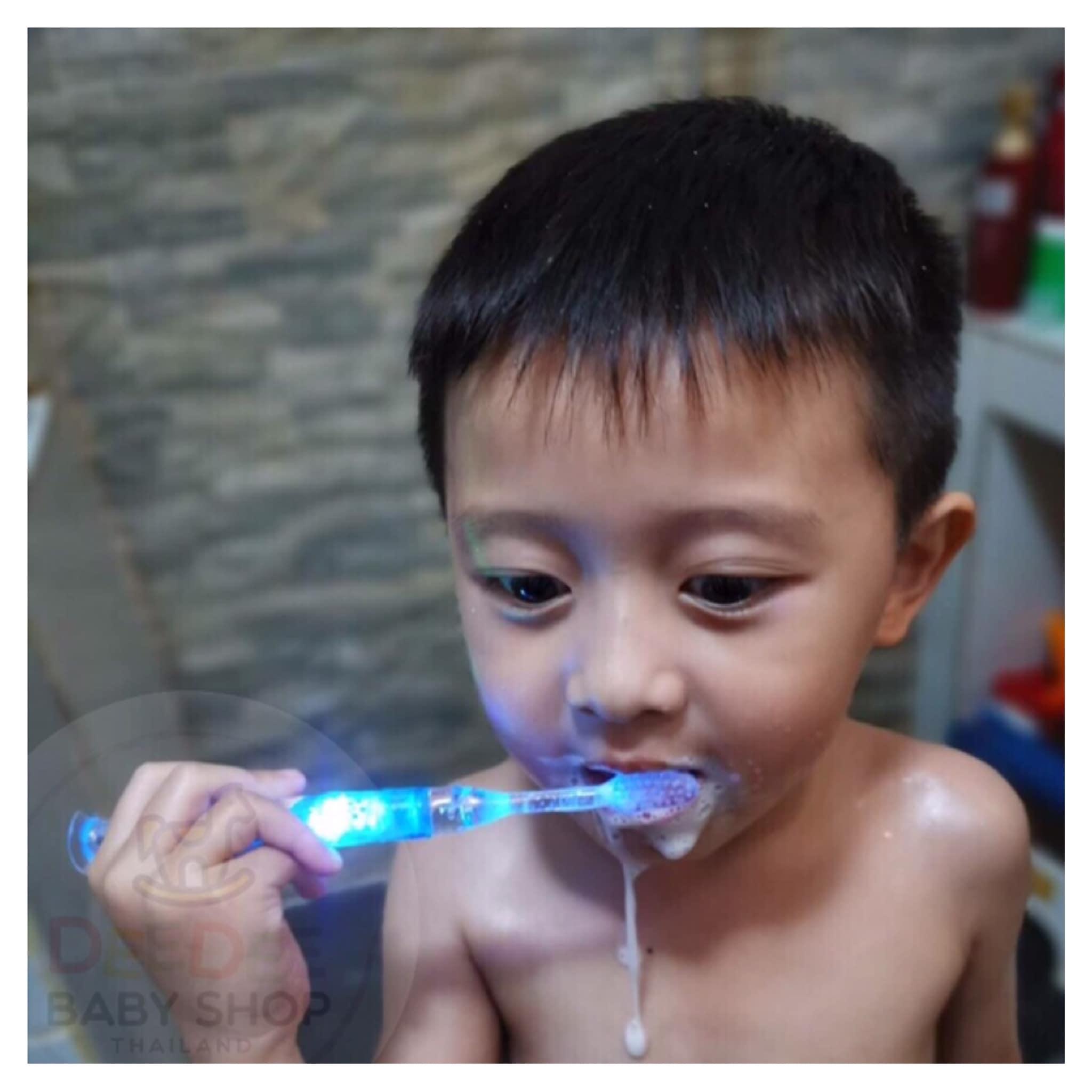 แปรงสีฟันพร้อมแสงไฟบอกเวลา KOKOMO Paw Patrol Battery-Operated Flashing Toothbrush (2020)