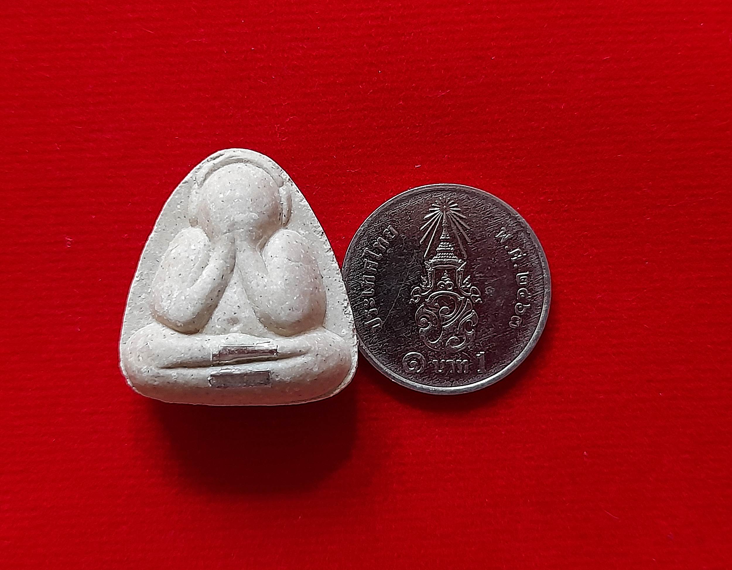 พระปิดตา(พิมพ์ปิดหูซาวเบาว์) หลวงปู่หมุน วัดบ้านจาน เนื้องผง(มวลสารเก่าหลวงปู่หมุน) (ฝัง ตะกรุดเงินแท้ 2ดอก) ปี2562 #รับประกันแท้ - สร้างและปลุกเสกโดยศิษย์เอกหลวงปู่หมุน - พระอาจารย์จ่อย (หลวงปู่อุดมทรัพย์)