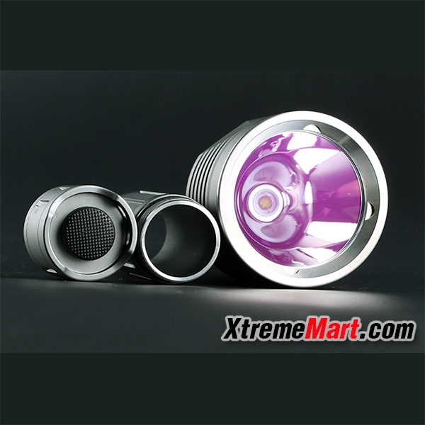 ไฟฉาย Convoy M21C หลอด SST40 2300lm แสงสีขาวอมเหลือง มี 4 โหมด 5000K LED Portable Flashlight (สีเทา)