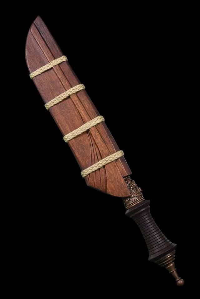 มีดหมอ (มีดลูกพราห์ม) ใบเหล็กดามัสกัส (เหล็กลาย ขึ้นรูปตีเหล็กด้วยโลหะอาถรรพ์ ตีเหล็ก 300ชั้น งานทำมือ) (ยาว9นิ้ว) ปี2563 #รับประกันแท้ - หลวงพ่อเล็ก วัดท่าขนุน