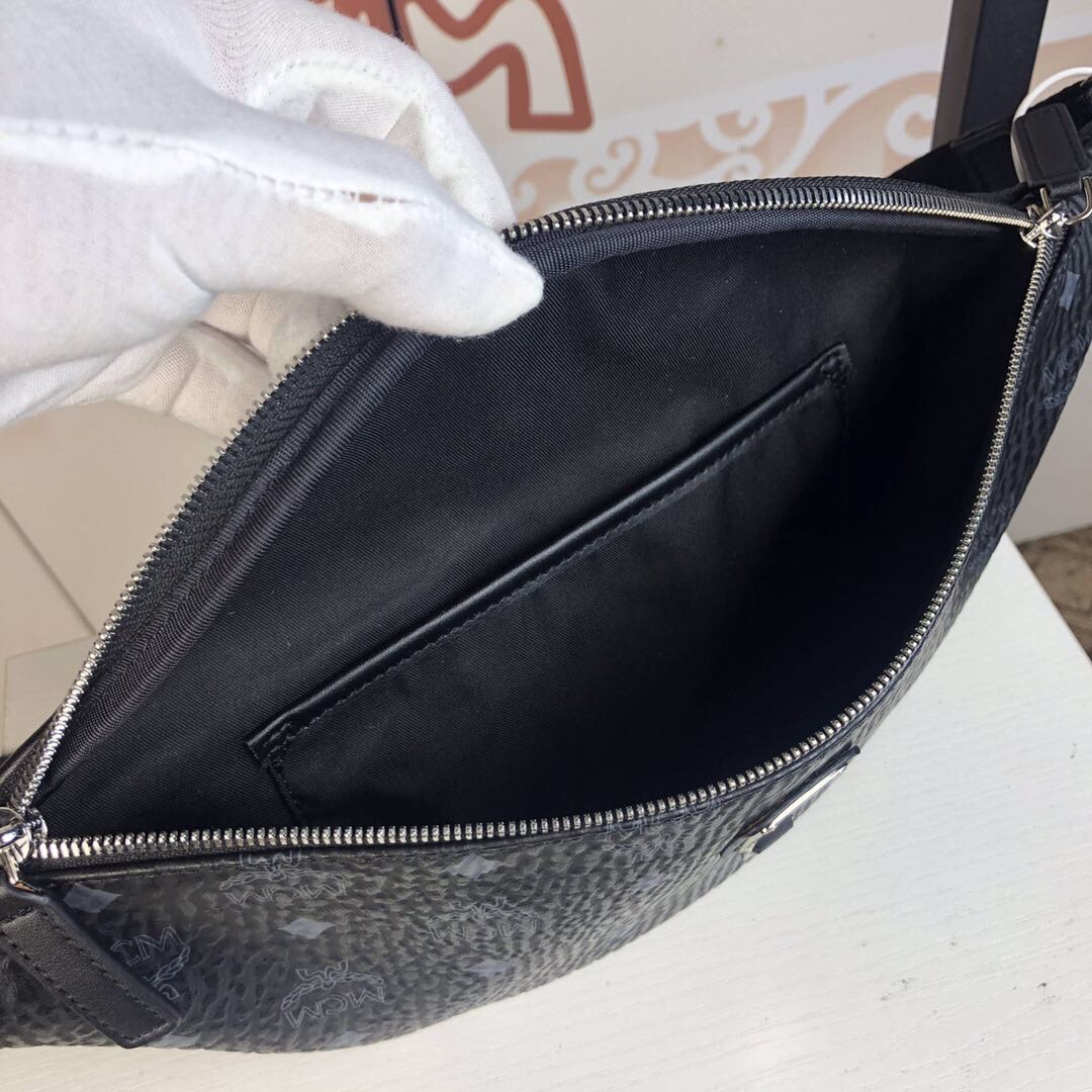 กระเป๋า mcm คาดอก คาดเอว 36x20cm