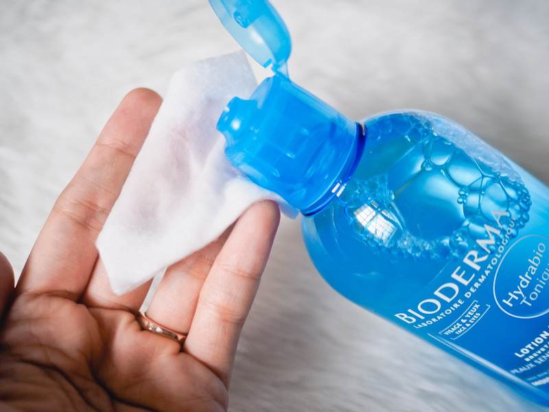 Bioderma Hydrabio Tonique 250mL โลชั่นปรับสภาพผิว ส่งผ่านความชุ่มชื่นตามธรรมชาติของเซลล์ผิว ป้องกันการสูญเสียน้ำ คืนความสมดุลและเพิ่มความแข็งแรงให้ผิว