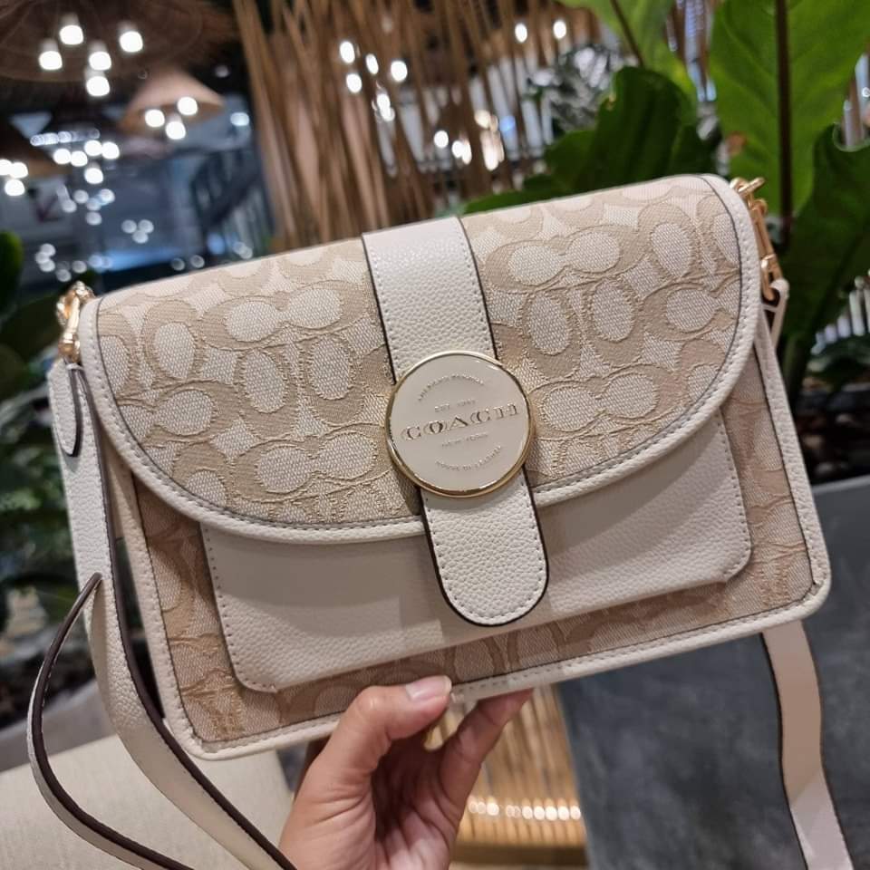 COACH C8307 LONNIE CROSSBODY IN SIGNATURE JACQUARD (แอดไลน์ก่อนสั่งซื้อ)