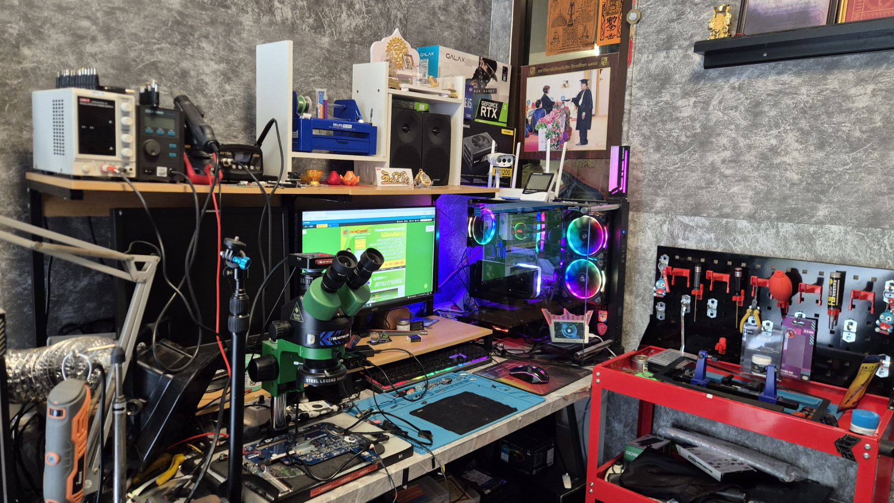 รับลงวินโดว์ โปรแกรมนอกสถานที่ บริการถึง บ้าน คอนโด สำนักงาน และสถานที่ราชการ