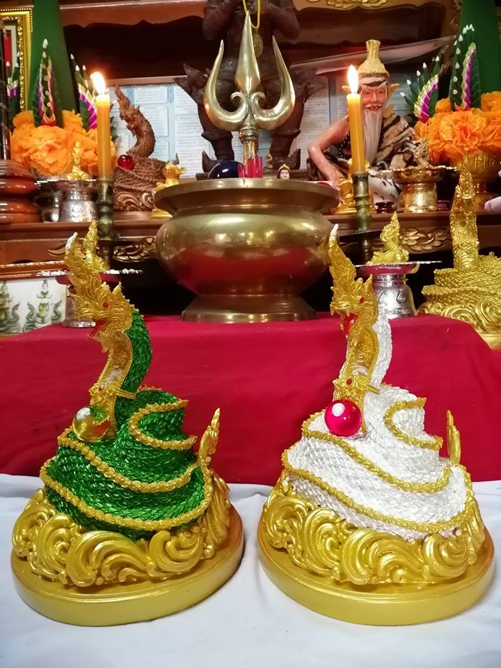 รูปหล่อ พญานาค พญามุจลินท์นาคราช พร้อมลูกแก้ว (งานหล่อเรซิ่นคุณภาพเกรดA) (สูง10.9 ฐานกว้าง7.5 นน.2.5กก) (ขายปลีก ขายส่ง)