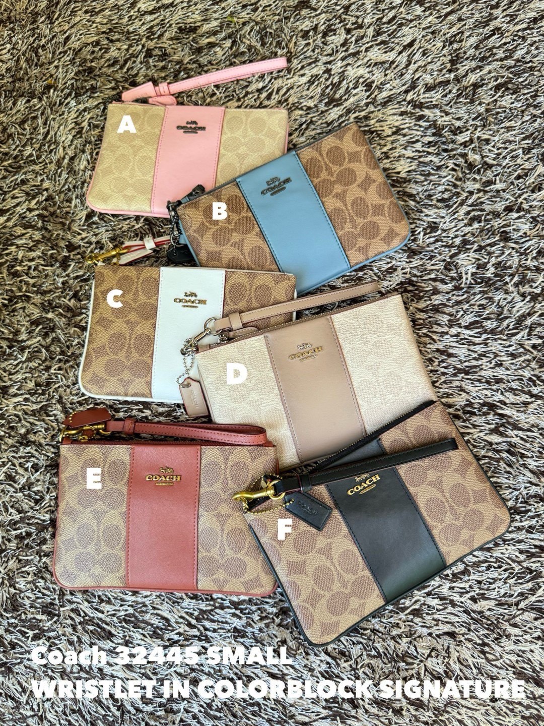 Coach 32445 SMALL WRISTLET (แอดไลน์ก่อนสั่งซื้อ)
