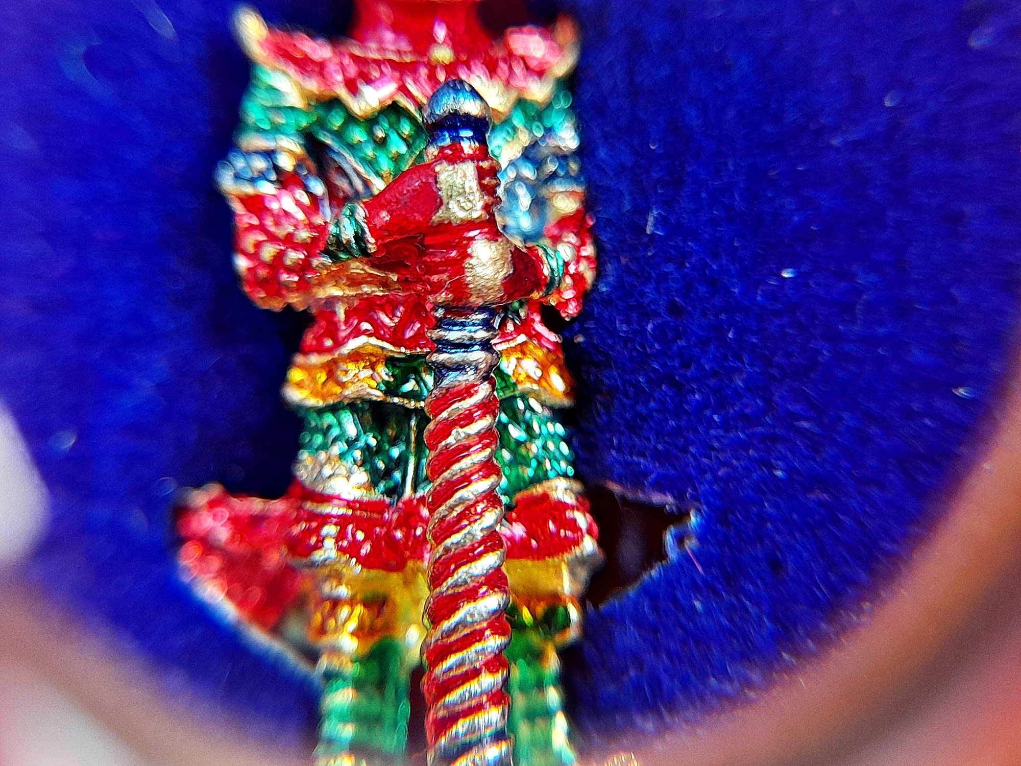 รูปหล่อ ท้าวเวสสุวรรณ (ขนาดพกพาห้อยคอ) เนื้อทองเหลืองลงยา ปี2562 ตอกเลข ตอกโค็ด #รับประกันแท้ - หลวงปุ่หมุน วัดบ้านจาน