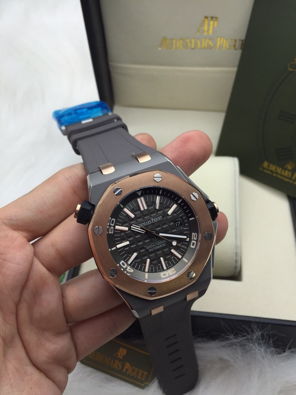 นาฬิกา Audemars Piguet Royal Oak Offshore ตัวเรือนสีเทา เกรด Mirror ดีไซน์สปอร์ต