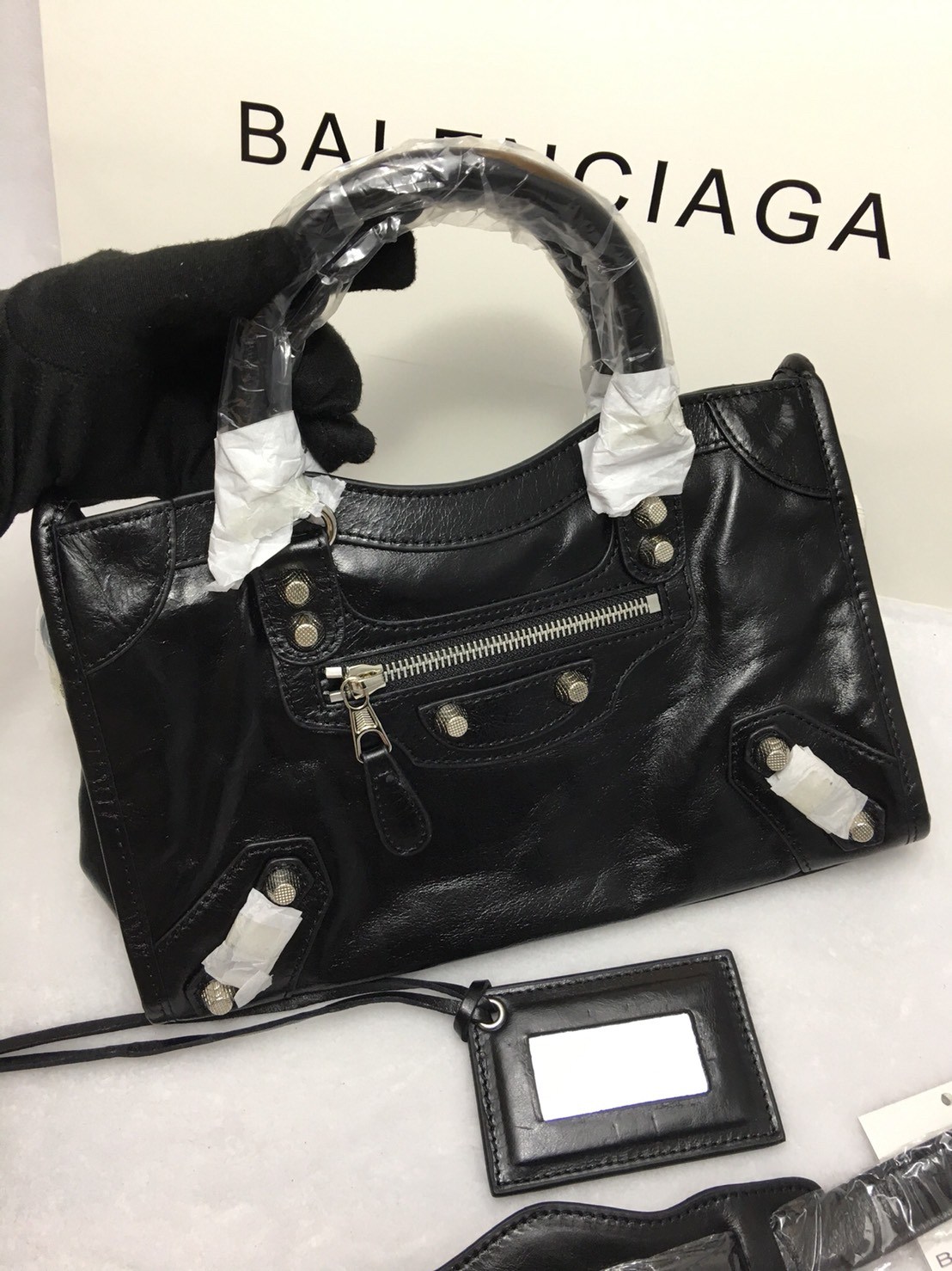 กระเป๋า balen classic city small bag 11 นิ้ว สีดำ หมุดเงิน หมุดทอง หมุดดำ