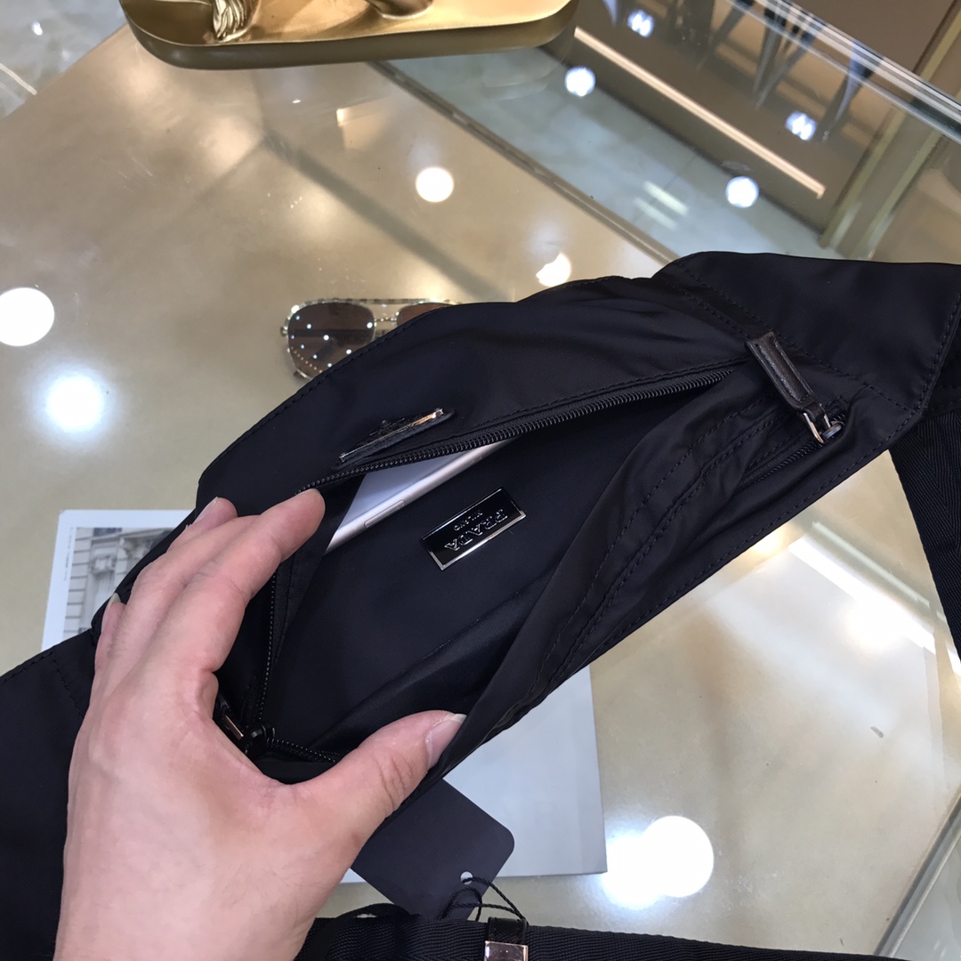 กระเป๋า pd คาดอก คาดเอว ชาย 12 นิ้ว