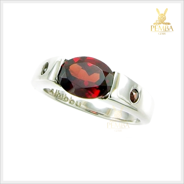 แหวนโกเมนแท้ สีแดงแก่ก่ำไฟดี สวยเก๋อยางมีสไตล์ แหวนพลอยแท้