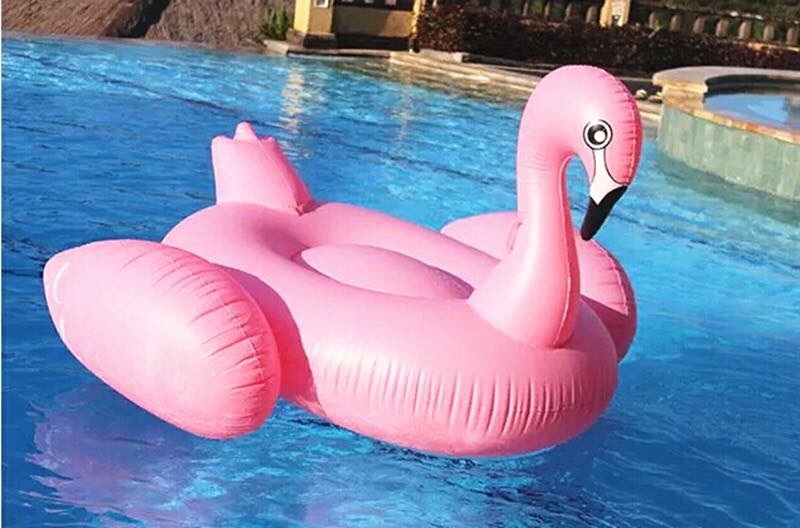 พูลโฟลทฟลามิงโก้ยักษ์ Pool Float The Giant Flamingo