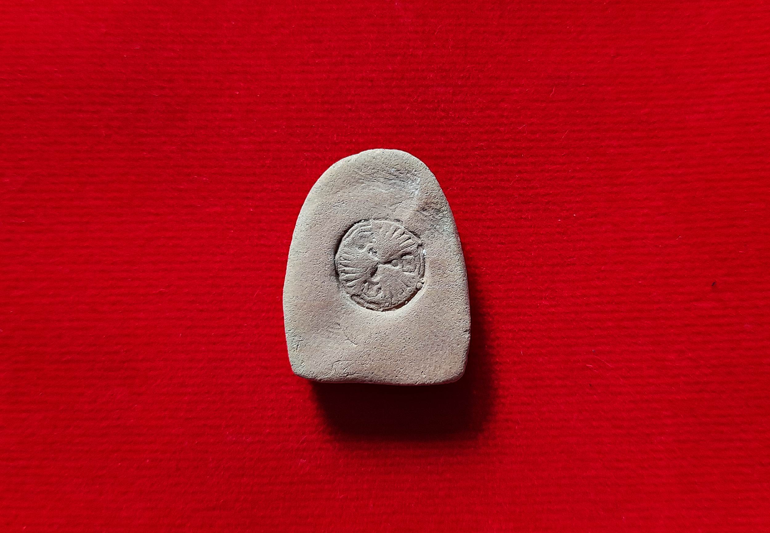 พระซุ้มกอ หลังปั้มโค็ด เนื้อดิน #รับประกันแท้และทัน - หลวงพ่อปี้ วัดด่านลานหอย จ.สุโขทัย