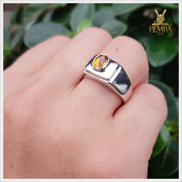 แหวนบุษราคัมแท้ สีเหลืองทอง เงินแท้925 ชุบทองคำขาว ใส่ติดนิ้วอย่างมีสไตล์