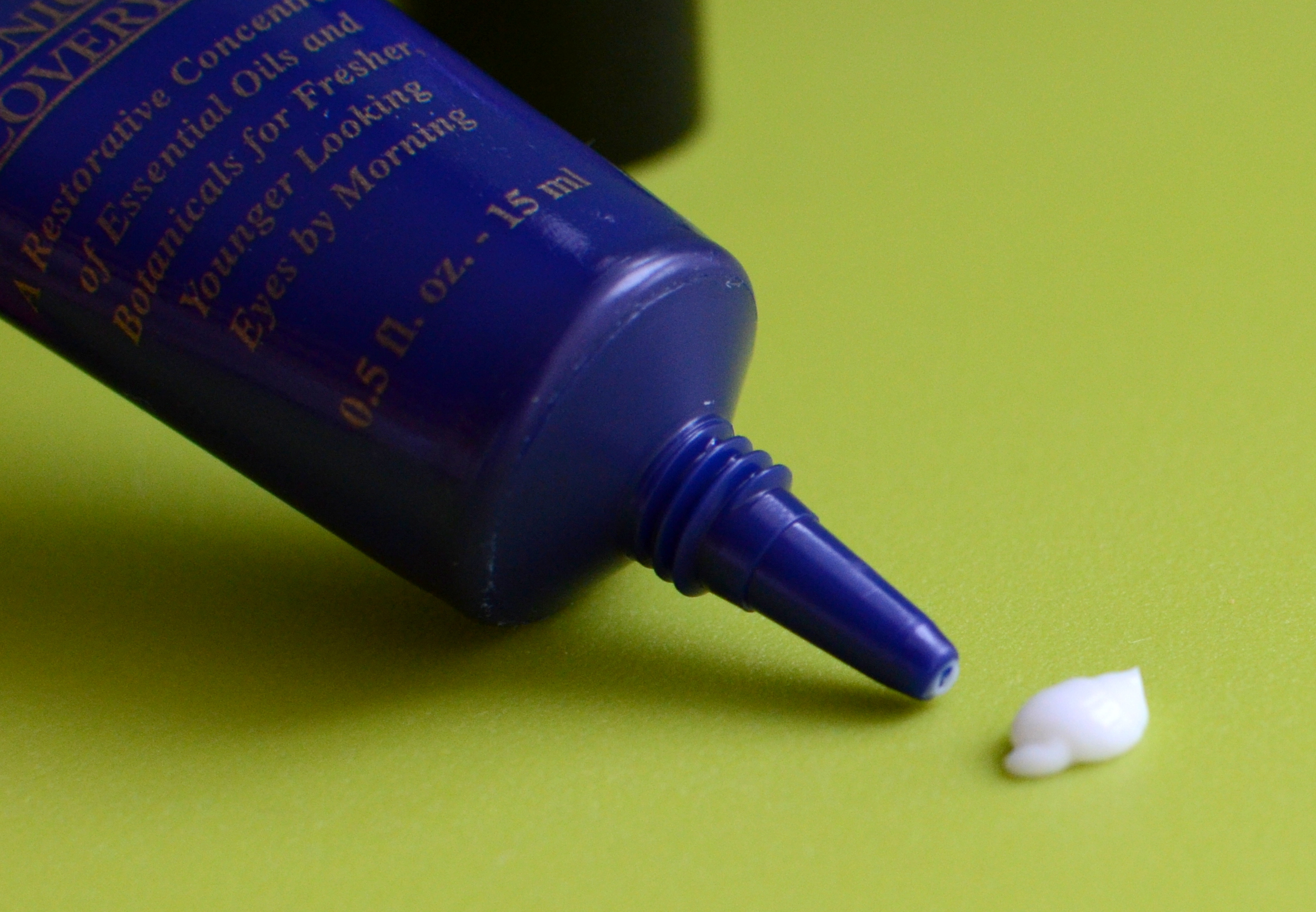 (Tester) Kiehl's Midnight Recovery Eye 3 mL ครีมทาใต้ตา ลดรอยบวม รอยหมองคล้ำ ริ้วรอยแห่งวัยอย่างมีประสิทธิภาพ