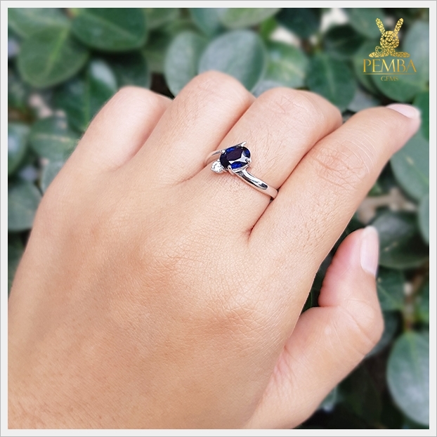 แหวนไพลินแท้ เงินแท้ชุบทองคำขาว เพิ่มเสน่ห์น่าหลงใหล แหวนพลอยแท้