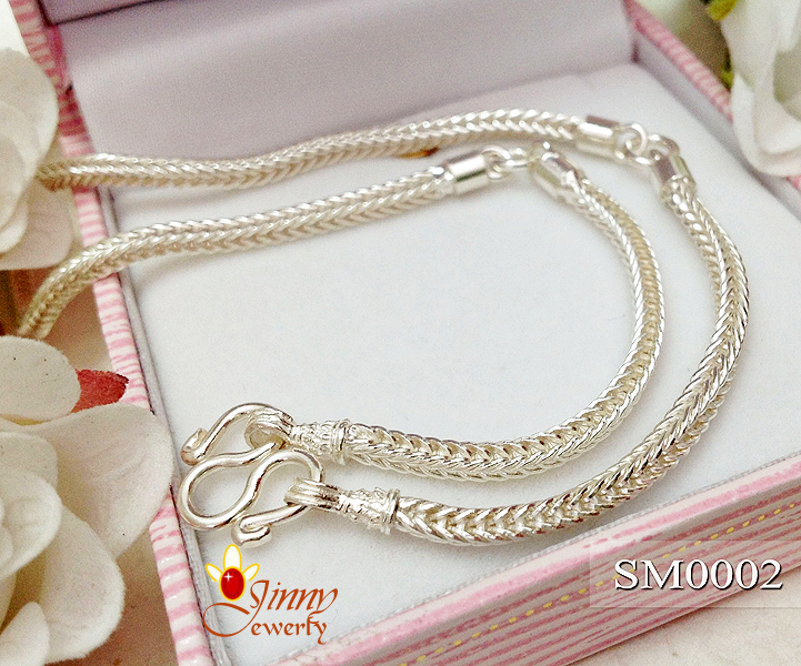 สร้อยคอเงินแท้ 92.5% ลายสี่เสา หัวจรวด ห้อยพระ 3 องค์ สร้อยงานไทย หนา 2.5 มิล