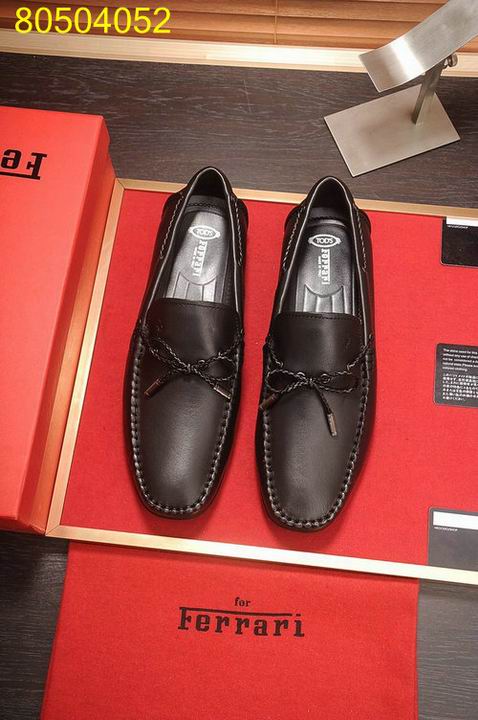 รองเท้า td men แบบอีกเยอะกดดูด้านในค่ะ size 38-44 ,45 มีบางแบบ