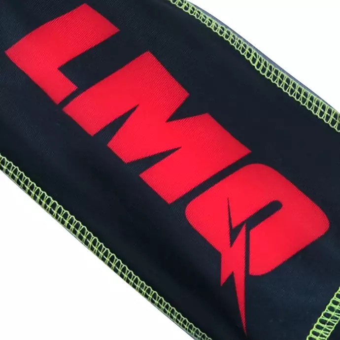 ชุดว่ายน้ำแบบแยกชิ้นสำหรับเด็ก Disney Lightning McQueen Rash Guard and Swim Trunks for Boys