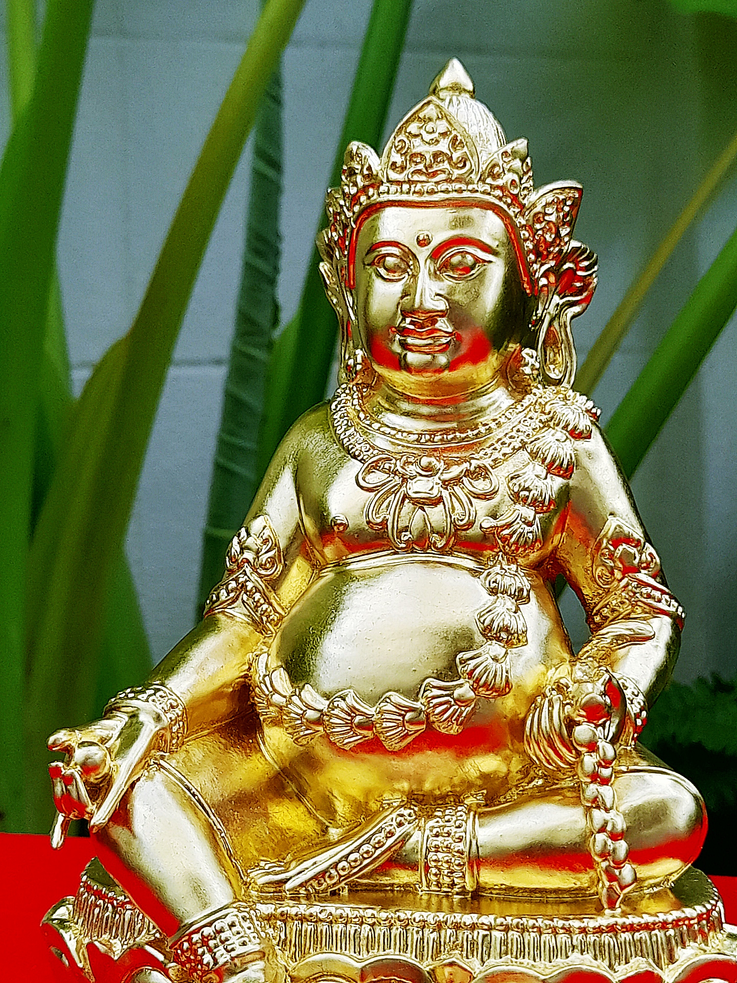 รูปหล่อ ท้าวเวสสุวรรณ ปาง ไฉ่ซิงเอี๊ย(ธนบดี) นั่งรับทรัพย์ เนื้อทองเหลือง ปิดทองแท้(ปิดทองก่อนปลุกเสก) ปี2564 - (เทพเจ้าแห่งโชคลาภ ความมั่งคั่ง) (ขนาดตั้งบูชา หน้าตัก4นิ้ว ฐาน4นิ้วครึ่ง สูง6นิ้ว) #พิธีนี้ไฉ่ซิงเอี๊ยท่านมาสงเคราะห์ปลุกเสกเอง