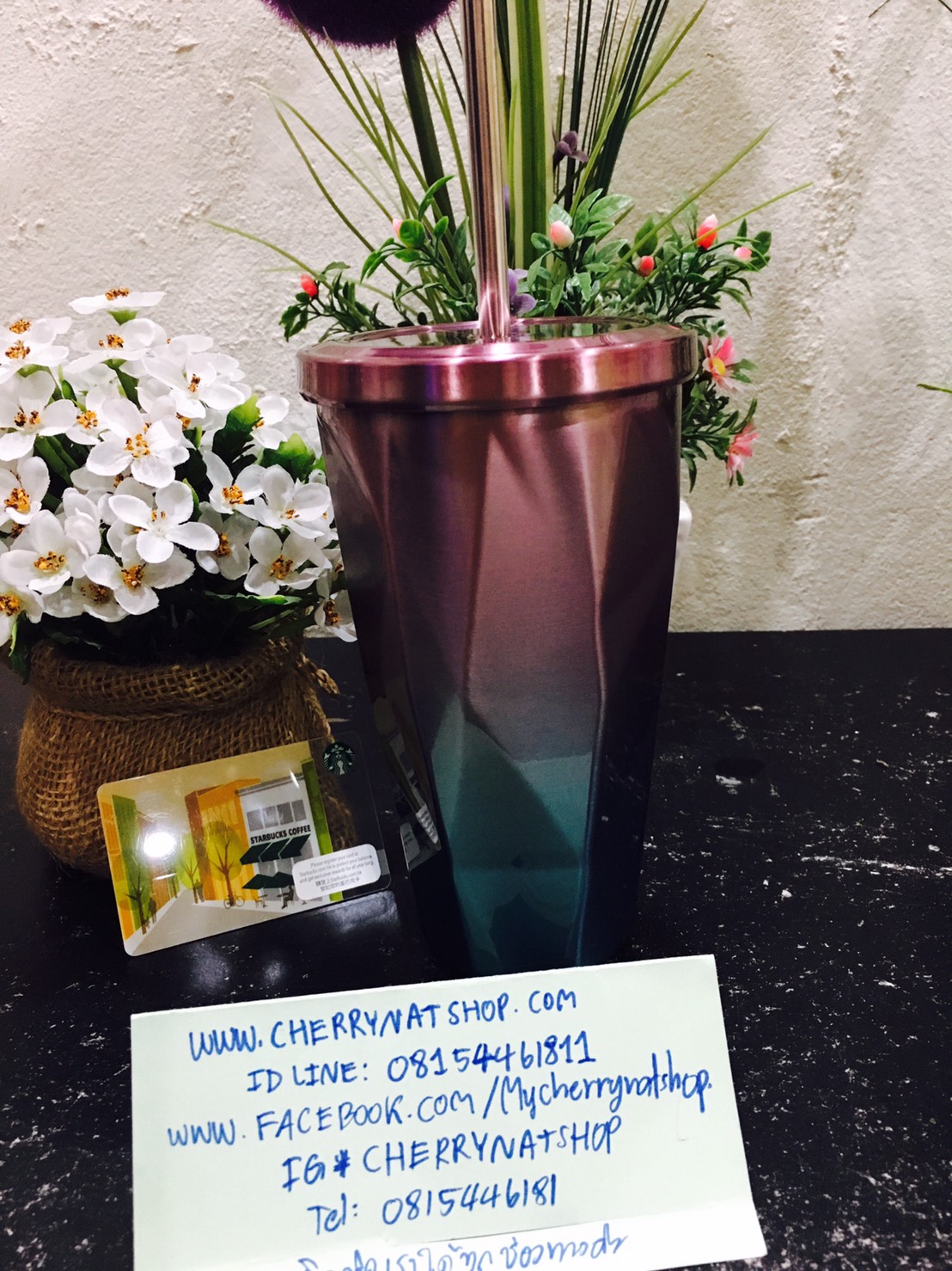 #ใครตามหาแก้วสตาร์บัคส์อเมริกาบู้บี้ไล่เฉดสีรุ้ง สวยมากค่ะ หายากด้วยค่ะ ทรงตัดเหลี่ยมเพชรที่หายากงานละเอียด ควรเก็บสะสมและเป็นของขวัญชิ้นเลอค่า