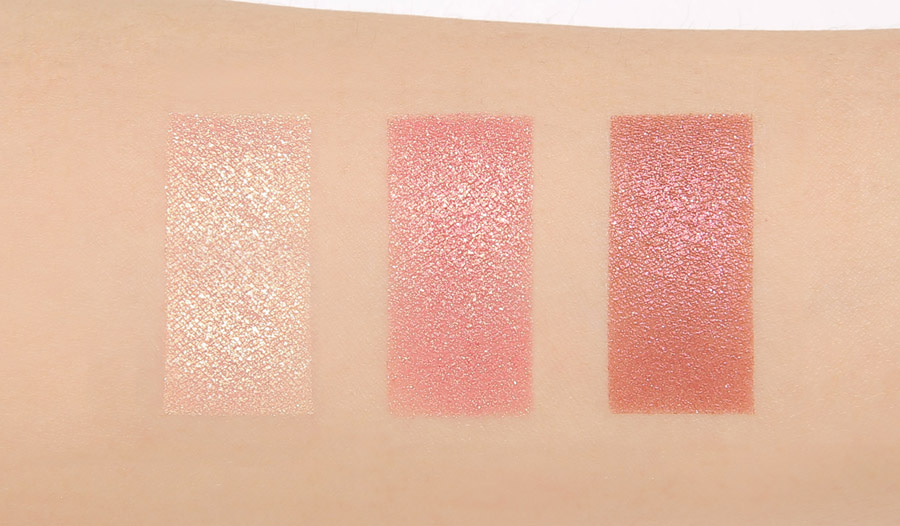 3CE Triple Shadow #Overstay ทริปเปิ้ลชาโดว์ 3 สีสวยที่แบรนด์เลือกมาแล้วว่าเป็นคู่สีที่ลงตัว เพิ่มเสน่ห์ให้ดวงตาคุณอย่างมหัศจรรย์