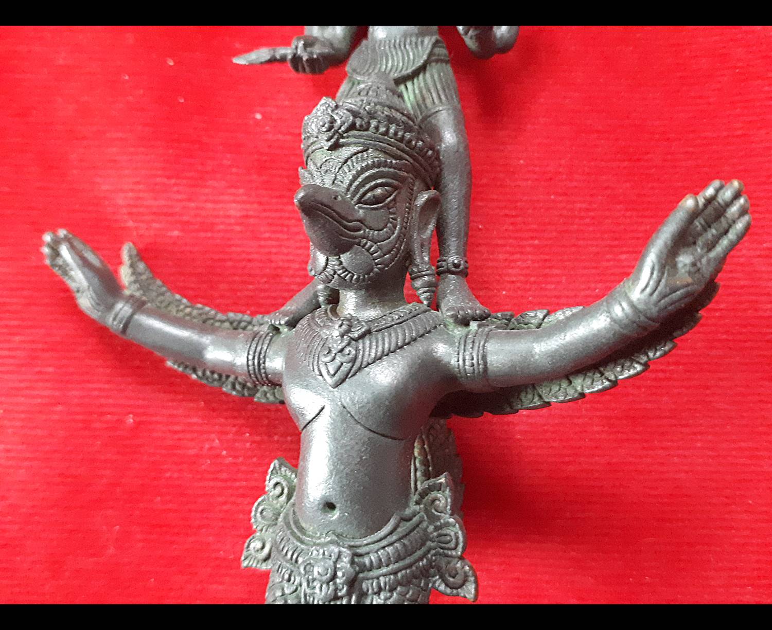 รูปหล่อ พระนารายณ์ทรงครุฑ(ทรงฤทธิ์) ปี2558 เนื้อโลหะสีสนิมเขียว (สูง5.5นิ้ว) - พิธีปลุกเสก ณ วัดเขาวง(ถ้ำนารายณ์)