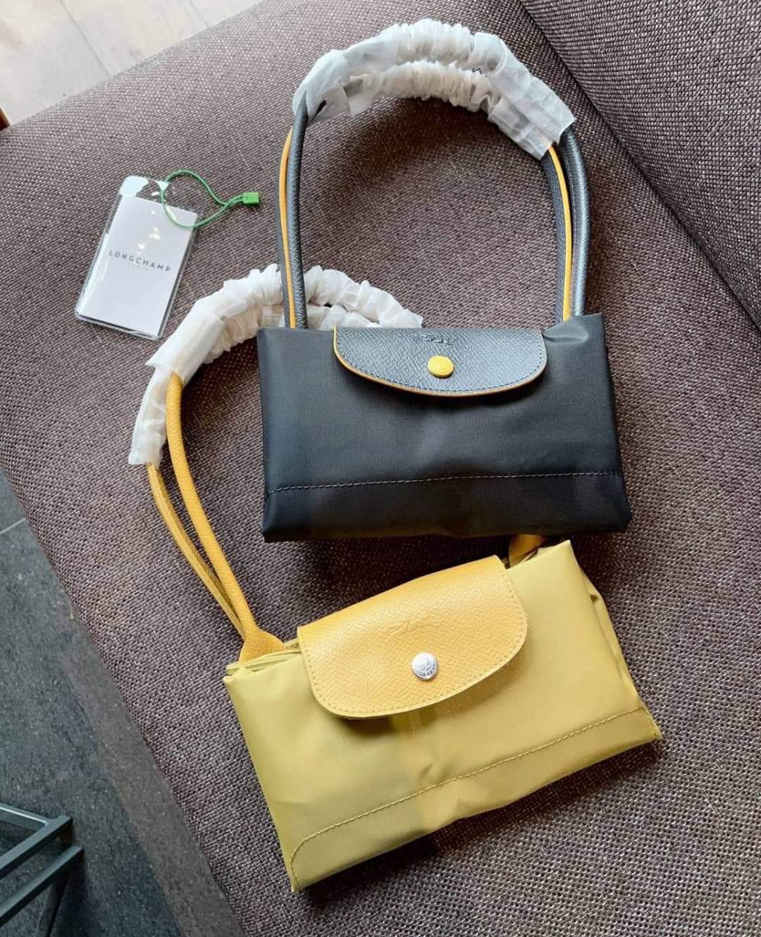 TOP LONGCHAMP LE PLIAGE CLUB M Size::M (แอดไลน์ก่อนสั่งซื้อ)