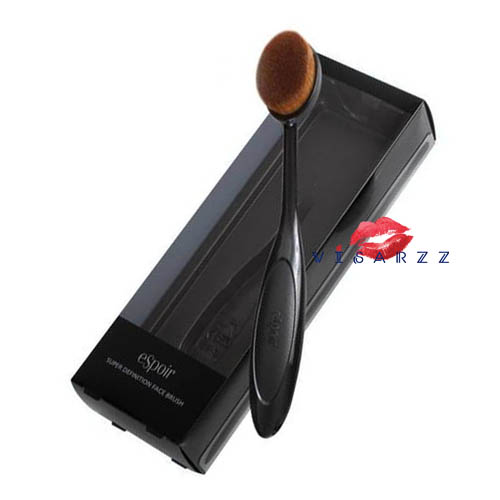 Espoir Super Definition Face Brush แปรงลงรองพื้นขนนุ่มสุดฮิตทำให้ลงรองพื้นได้เรียบเนียนยิ่งขึ้น ไม่เป็นคราบ เข้าได้ทุกซอกทุกมุม ช่วยให้การลงรองพื้น สวย เรียบ อย่างเป็นธรรมชาติ แปรงขนสังเคราะห์ คุณภาพสูง นุ่มมาก ไม่บาดหน้า แน่นกำลังดีไม่หลุดร่วง ด้านแปรงจั