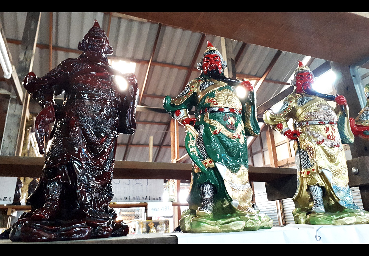 รูปหล่อ เซียน กวนอู ปางทรงยืน ถือง้าว เนื้อเรซิ่นลงสี (ขนาดใหญ่12นิ้ว) (ขายปลีก ขายส่ง)