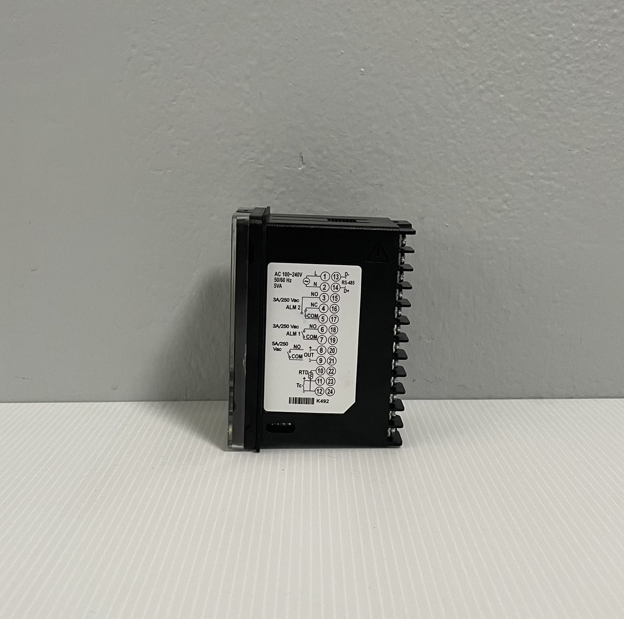 Delta Temperature ControllerDT Series Model: DTK4896V12 Voltage pulse output 12VDC +/-15%,RS-485 Communication