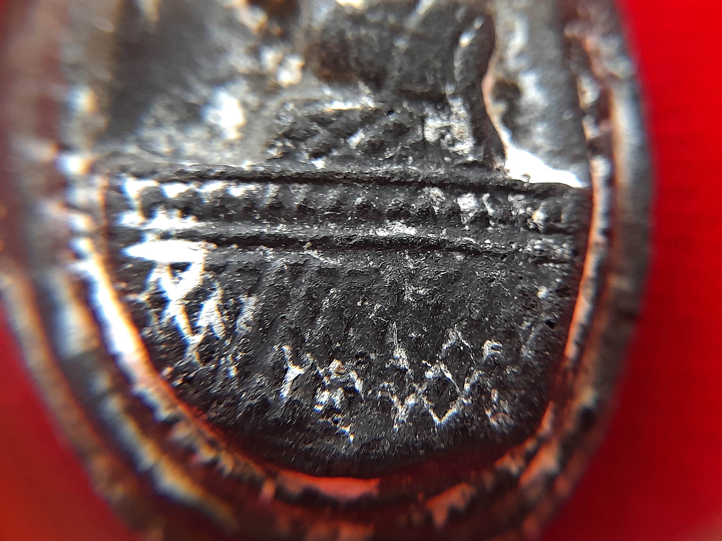 นางกวัก (ขนาดพกพา ห้อยคอ) เนื้อดิน7โปร่ง(เผ่าไฟ) ปี2496 #รับประกันแท้และทัน - หลวงพ่อเต้า วัดเกาะวังไทร