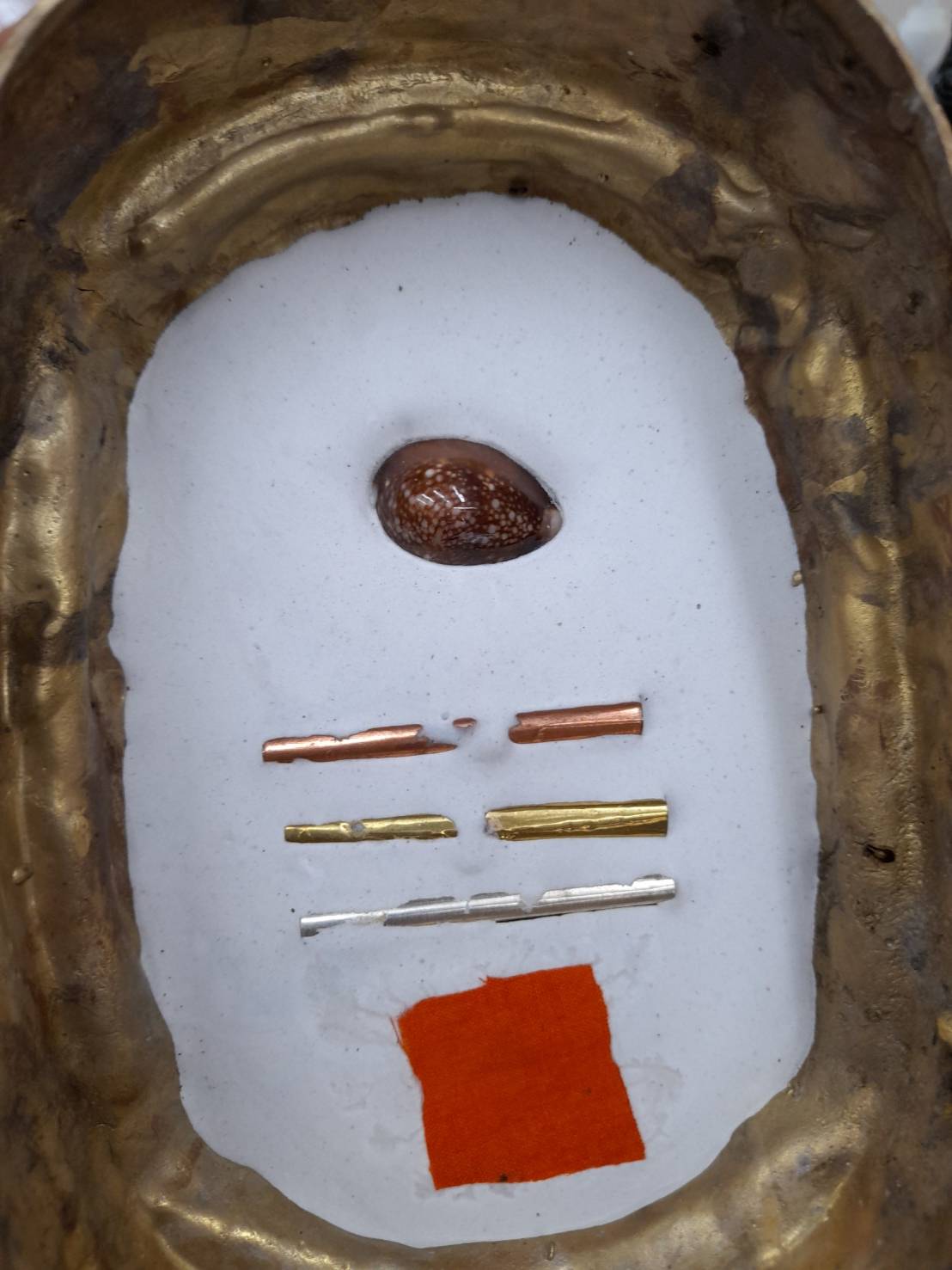 รูปหล่อ พระแม่ธรณี เนื้อทองเหลือง (เข้าพิธีปลุกเสกแล้ว)ปี2546