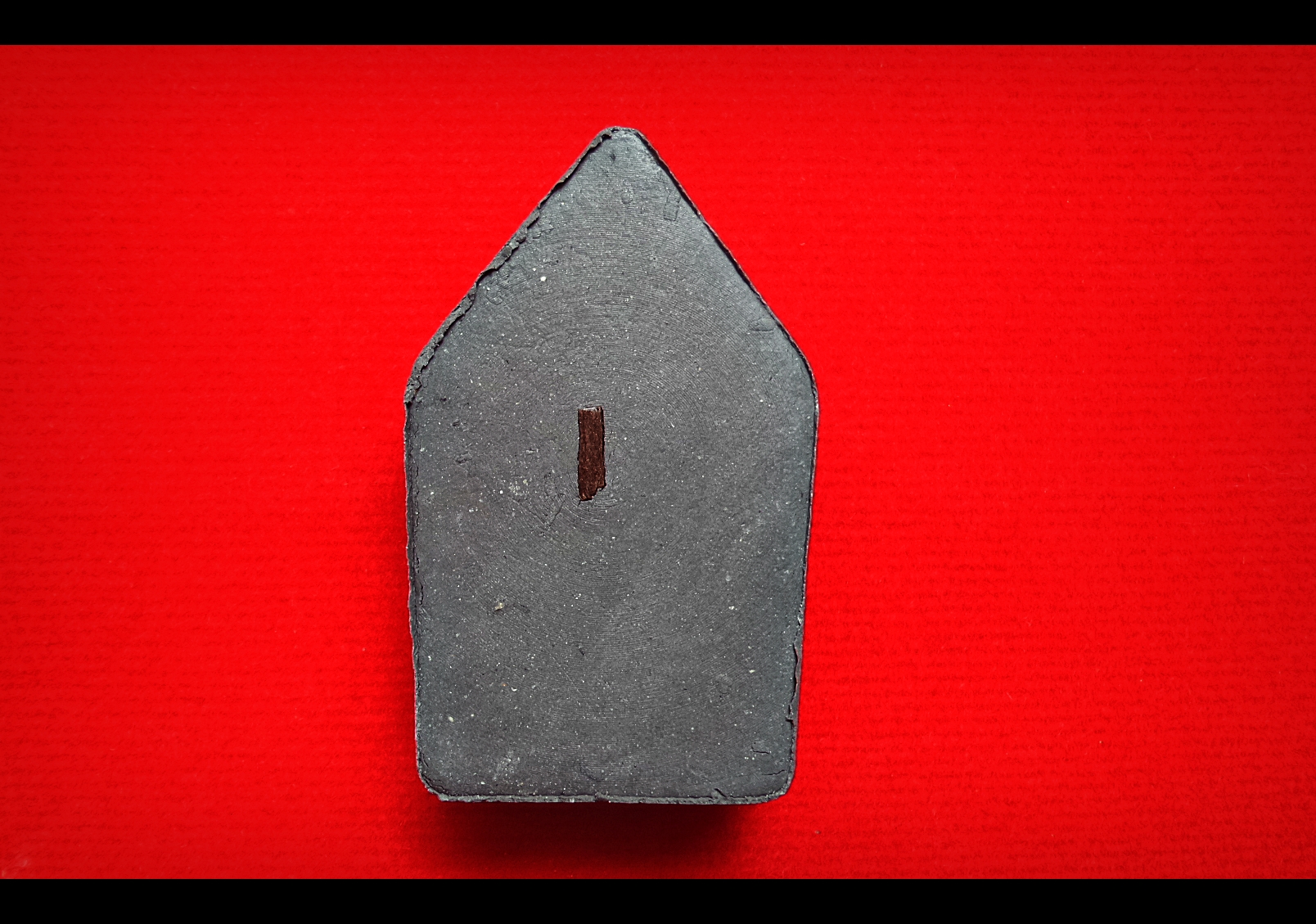 พระขุนแผนกาญจนา ไม่ปิดทอง หลังฝังไม้เสาโบสถ์วัดหนองบัว หลวงปู่เฒ่ายิ้ม สร้างโดย พ่อครูพระอาจารย์ศิริพงศ์