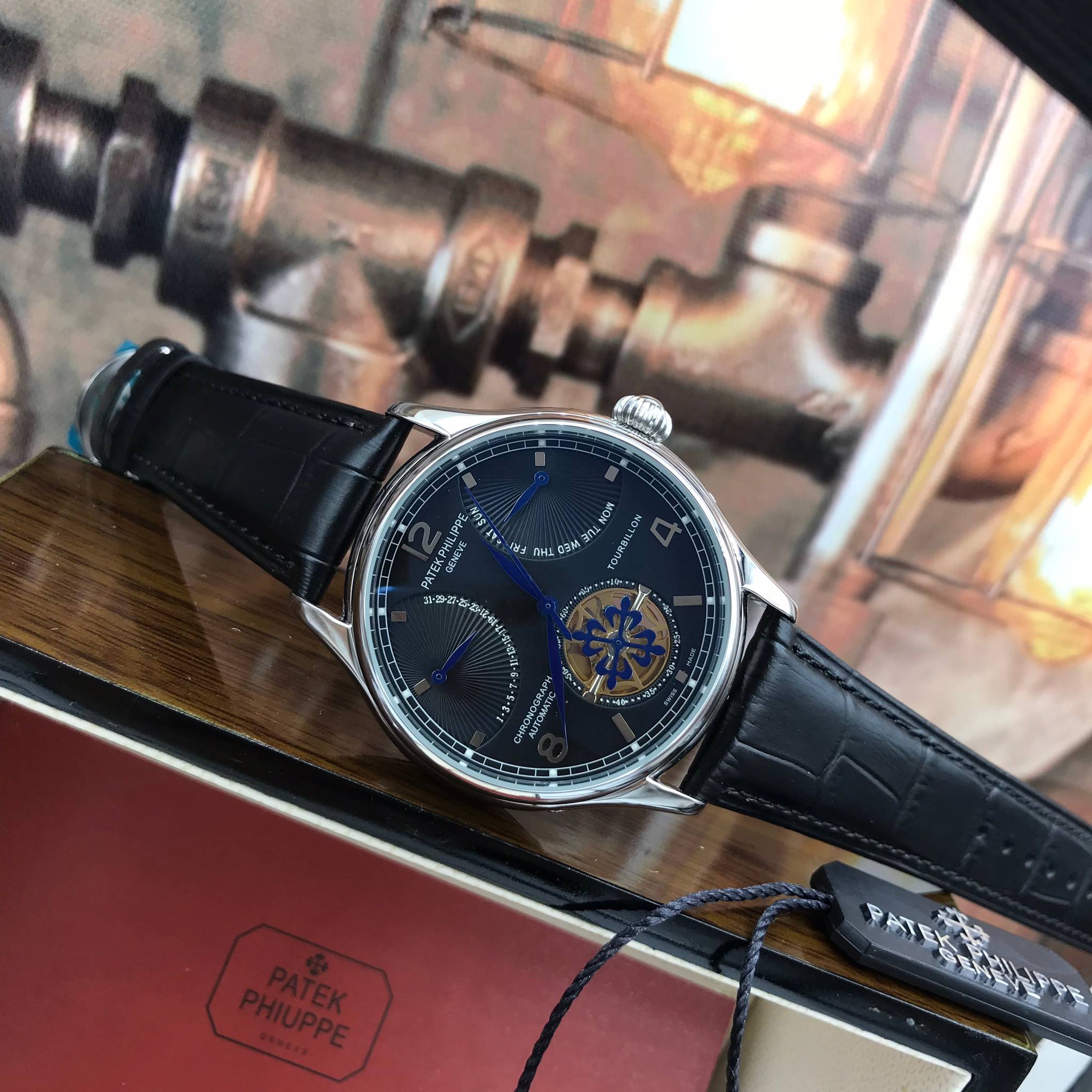 นาฬิกา Patek Philippe สีเงิน หน้าดำ งานเกรด Top Mirror Swiss สายหนังดำ