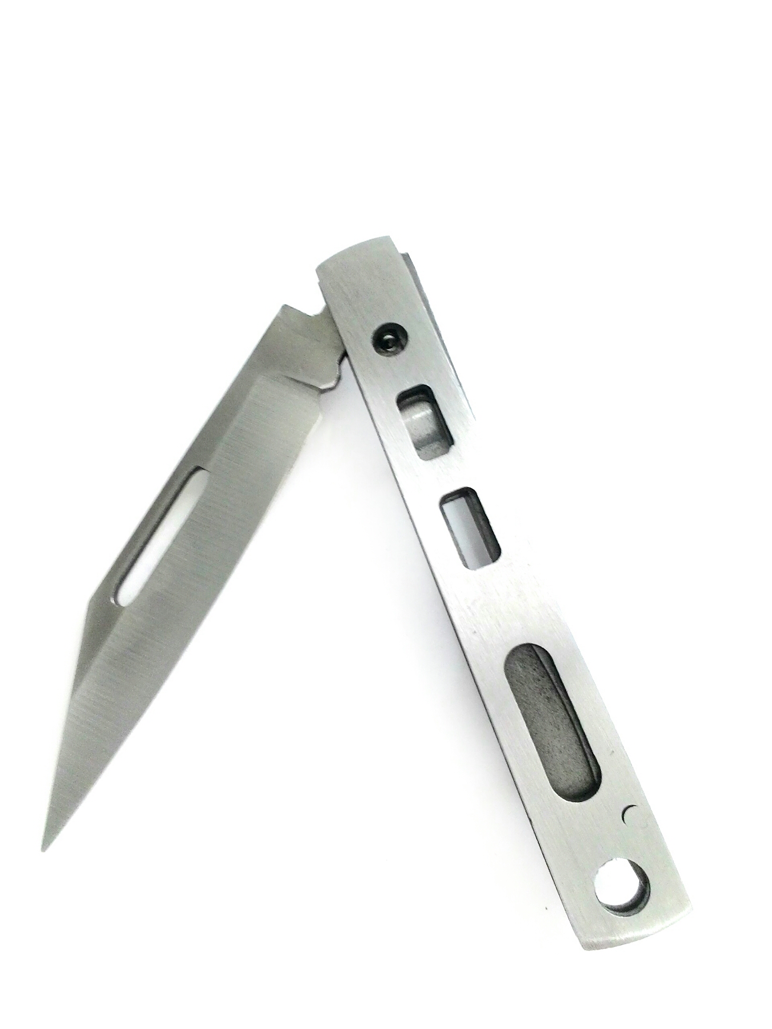 มีดพับสแตนเลสขนาดพกพา