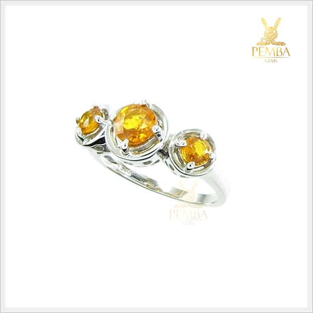 แหวนบุษราคัมแท้ สีเหลืองทองสวย เงินแท้925 ชุบทองคำขาว แหวนพลอยแท้