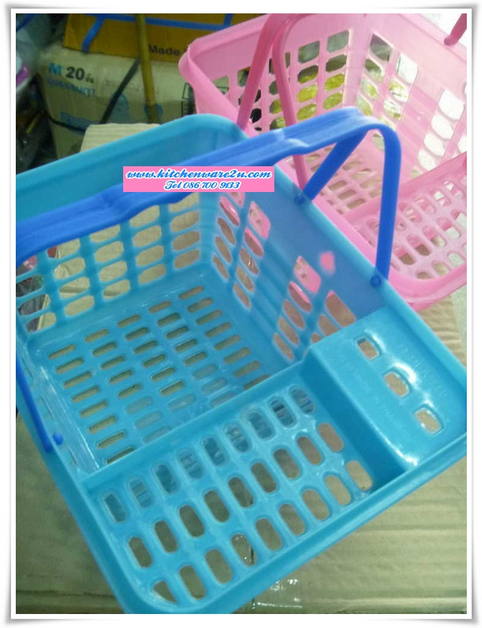 P05236 ตะกร้าสบู่ พร้อมที่แขวนแปรง สีหวาน (ราคาส่งต่อ 12 ใบ คลิ๊กที่สินค้าเพื่อชมรายละเอียดของขนาด)