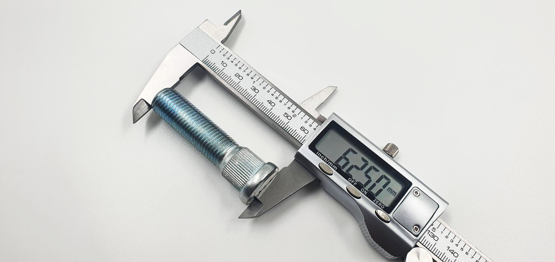 น็อตดุมล้อ เพลาลอย L หมุนซ้ายเข้า หมุนขวาออก (ราคาต่อ 1 ตัว) สินค้าใหม่จากโรงงาน