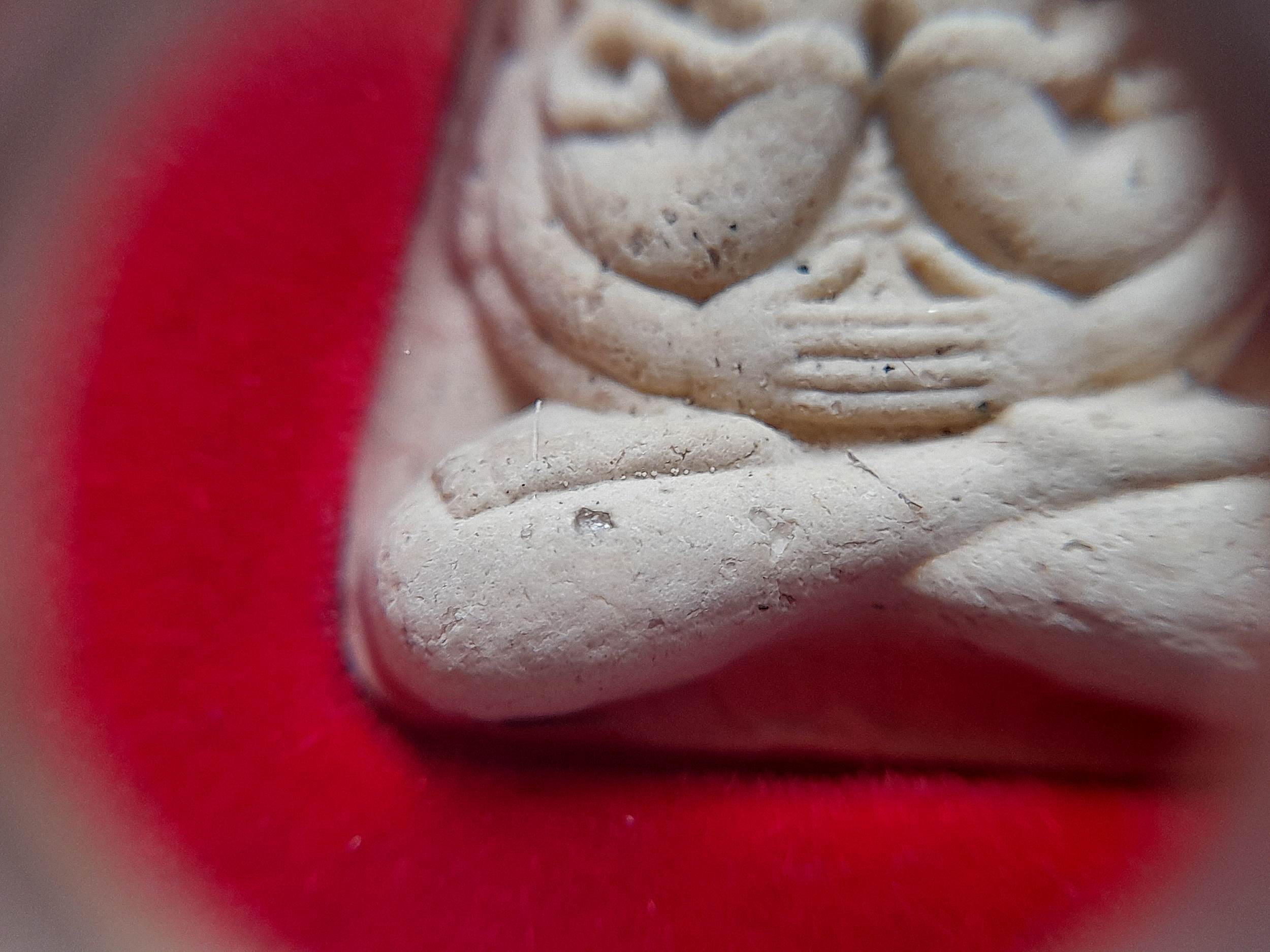 พระปิดตา มหาลาภ ยันต์ยุ่ง 4มือ หลังยันต์นะพรชัย (#ชุดรวม3องค์) ปี2542 เนื้อผง(รวมผงมวลสาร+เส้นผมเกศา+พลอยเสก เศษลูกแก้วสารพัดนึก) #รับประกันแท้และทัน - หลวงพ่อยุงยุทธ วัดเขาไม้แดง จ.ชลบุรี