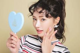 (#Blue) 3CE Love 3CE Heart Hand Mirror กระจกแต่งหน้า รูปทรงหัวใจ สีพาสเทล น่ารักสดใส
