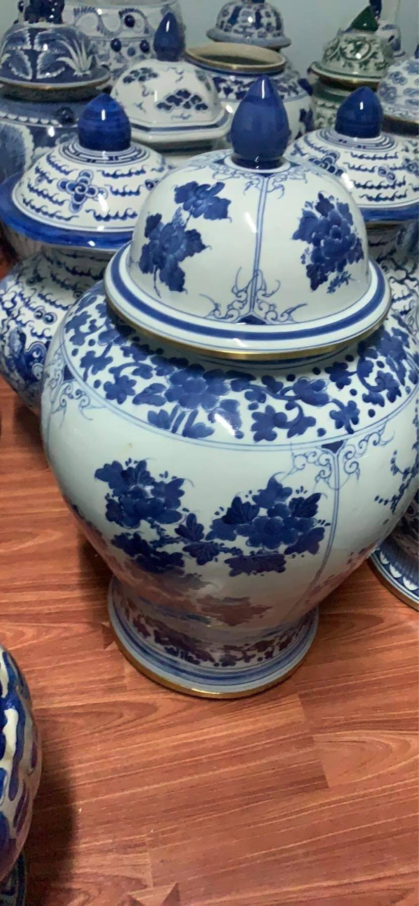 โถใหญ่ ทรงสูง กระเบื้องลายคราม (สูง24-25นิ้ว)