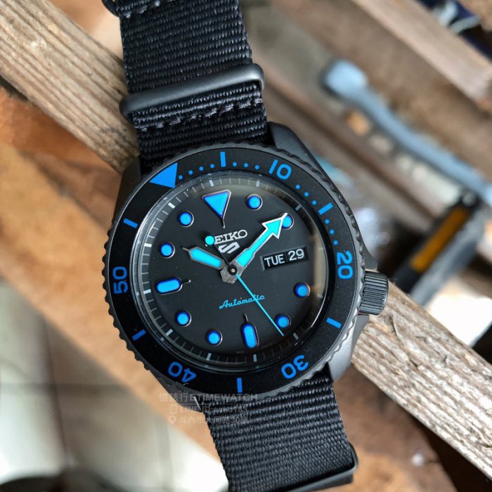 Karnvera Shop นาฬิกาข้อมือผู้ชาย Seiko 5 Sport Automatic รุ่น SRPD81k1