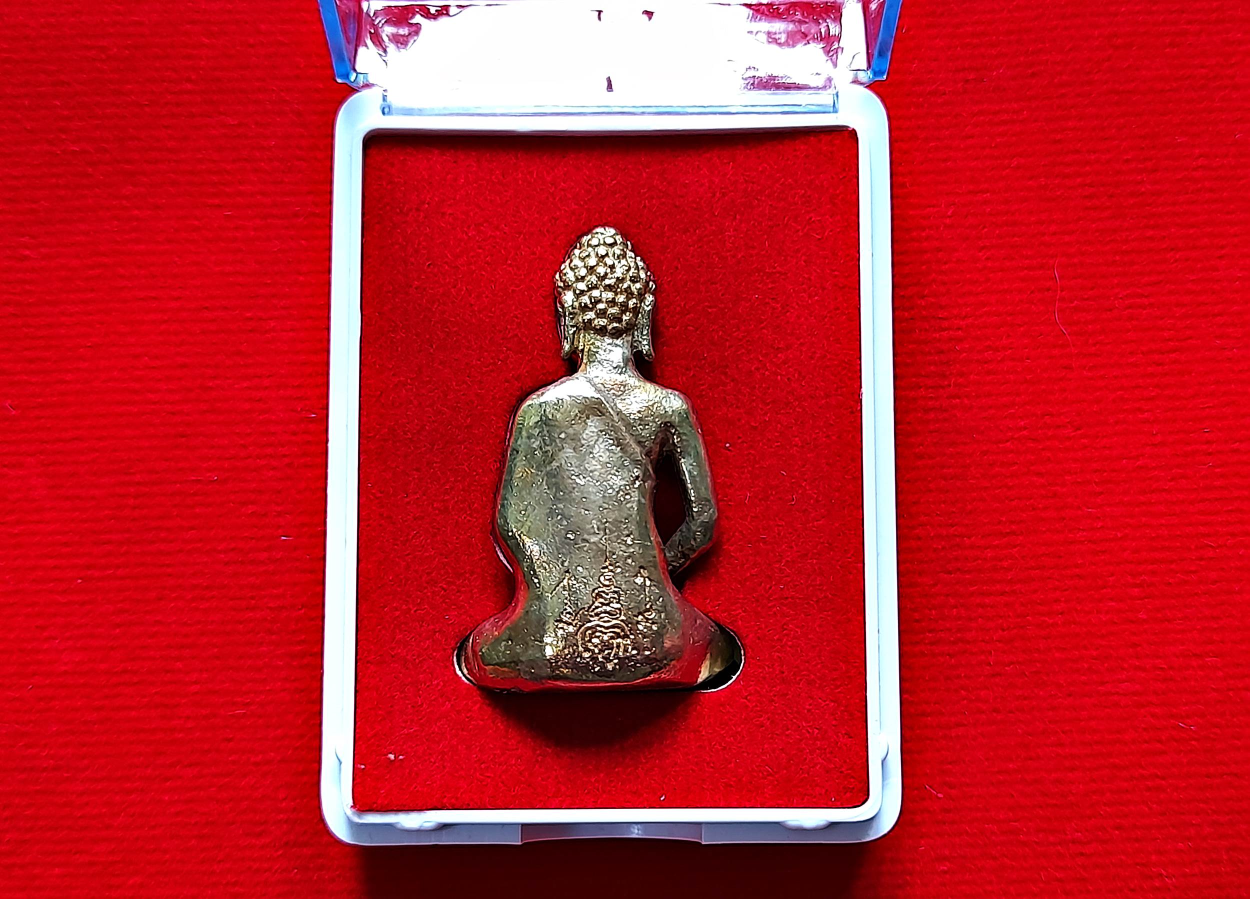 พระพุทธรัตนะไพโรจน์ ศิริทรัพย์ (ปลุกเสกพิธีสมโภชน์ ปลุกเสก พระพิชัยสงคราม) (ผสมชนวนทองคำ เงินมหาสะท้อน และ ไพลดำ) ปี2565 #รับประกันแท้