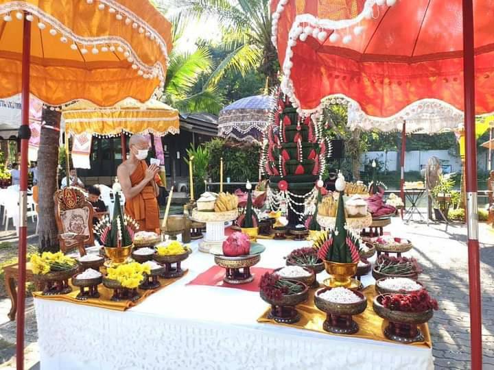 สีผึ้ง เสือ (#พิธีพยัคฆ์บารมี #เป็นเมตตาและอำนาจ) พ่อปู่ฤาษีเจ้าสมิงพรายสงเคราะห์ ปี2563 #รับประกันแท้ - หลวงพ่อเล็ก วัดท่าขนุน