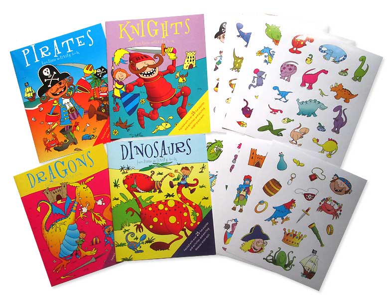 ชุดกระเป๋ากิจกรรมและสติ๊กเกอร์สำหรับหนุ่มน้อย Boys' Sticker and Activity Pack